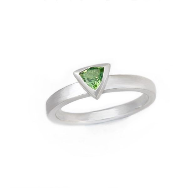 Triangular silver ring set with tsavorite